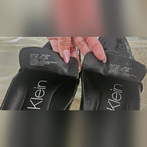 Black Patent Leather Calvin Klein soft loafers 7.5 - Picture 5 of 9